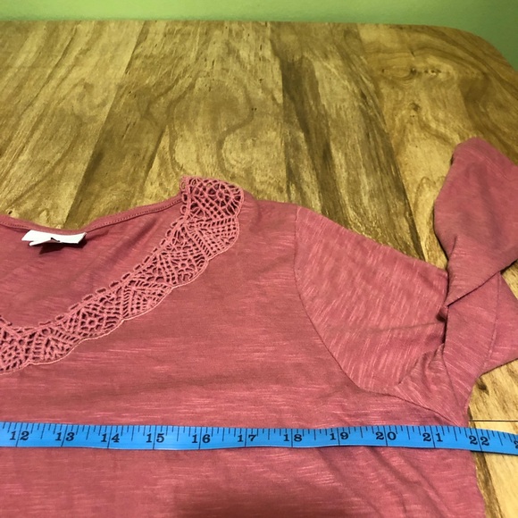 J Jill Rhubarb Red Berry Lace V-Neck Tee Short Sleeve Top Womens Size Large - Picture 5 of 8